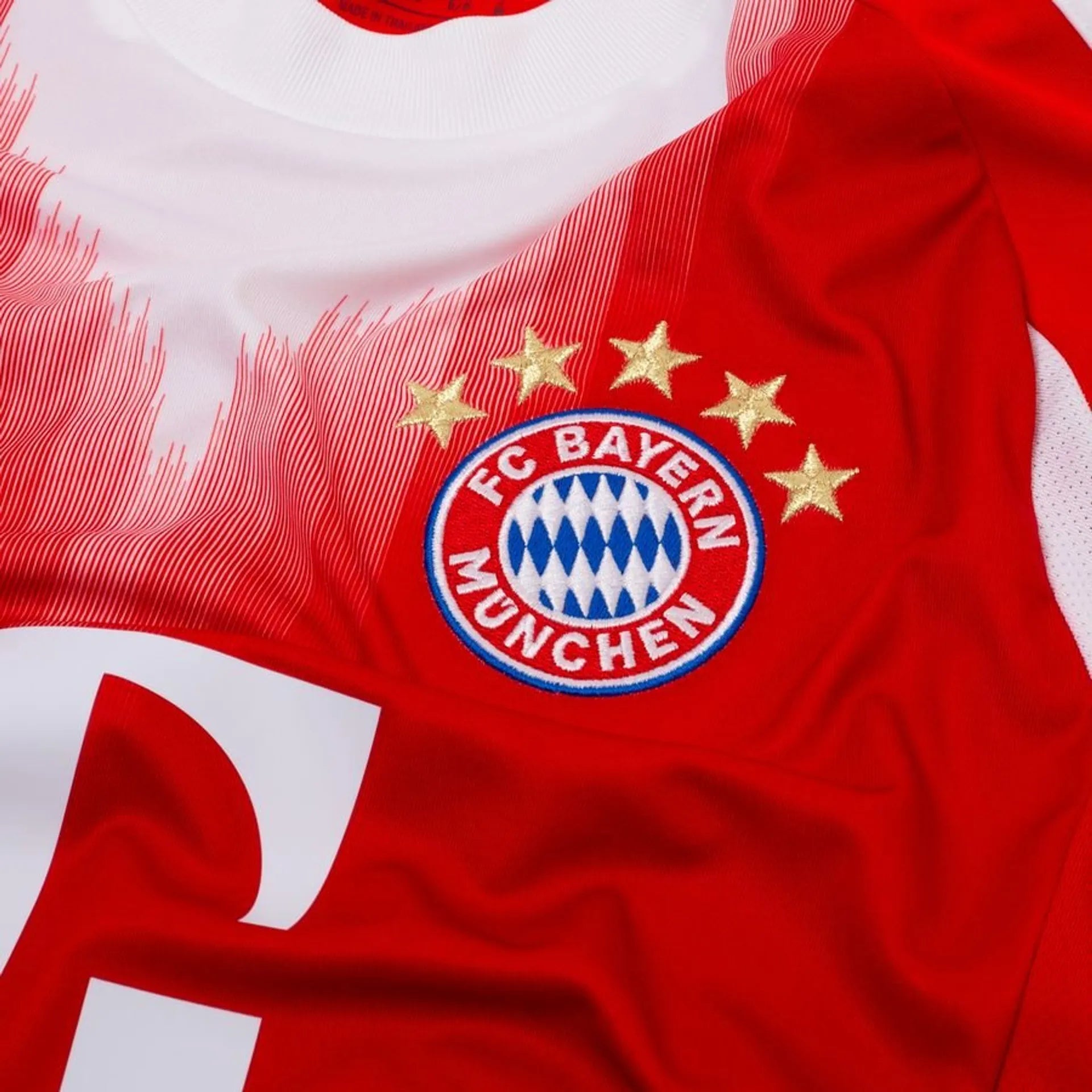 BAYERN MUCHEN DOMICILE 2025/26
