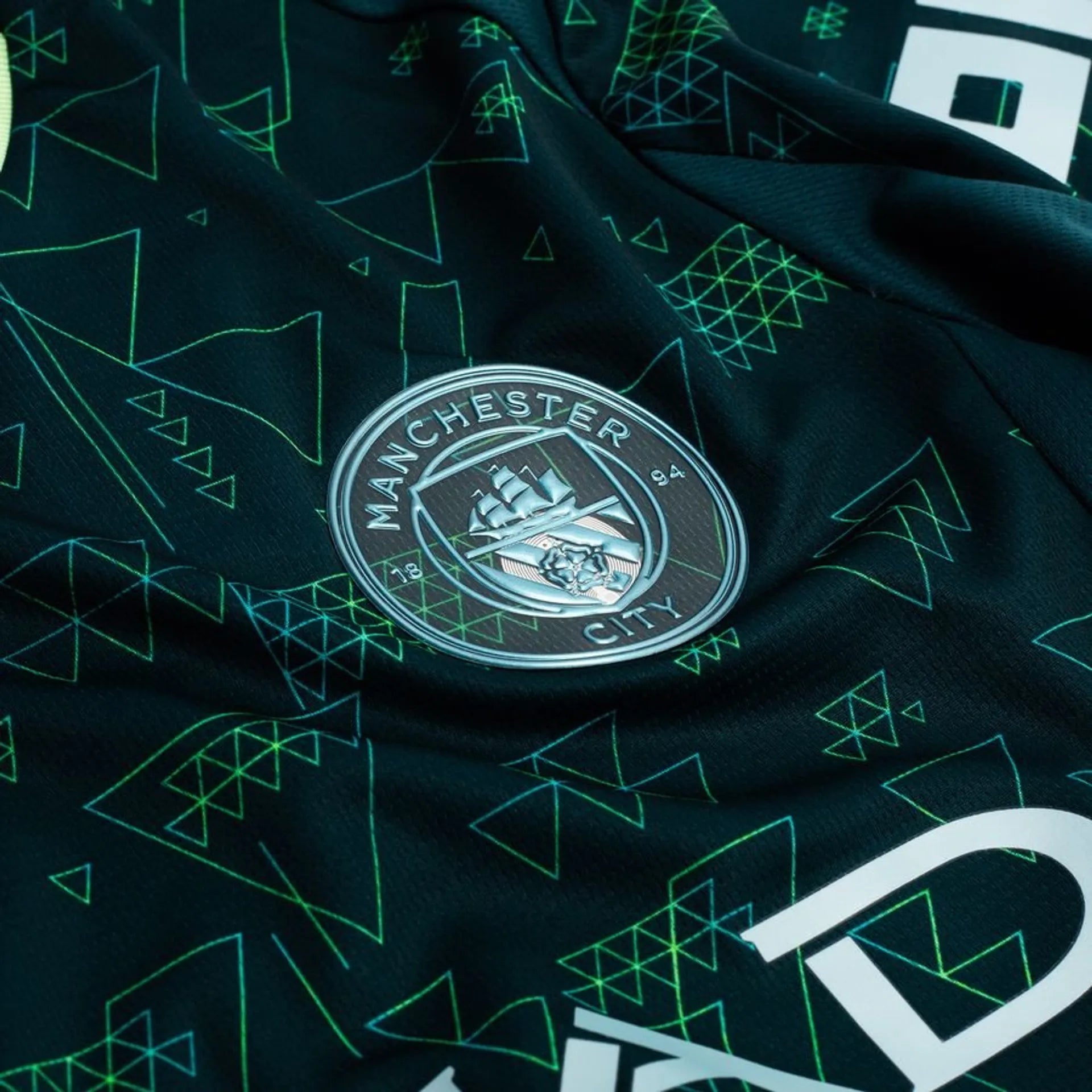 MANCHESTER CITY 4ÉME MAILLOT 2025/26